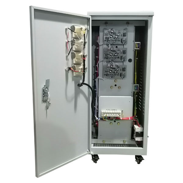 Automatic Three Phase Voltage Stabilizer High Precision 15KVA 380V 440V AC
